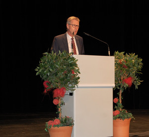 Staatssekretär Dr. Matthias Frey am Rednerpult