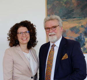 Porträt von Justizminister Herbert Mertin und Dr. Corinna Zellmann