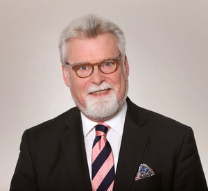 Das Bild zeigt: Justizminister Herbert Mertin
