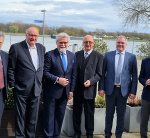 Gruppenbild von Dr. Matthias Frey, Hans-Jürgen Breit, Herbert Mertin, Nobert Presper, Harald Kruse und Gerhard Leverkinck
